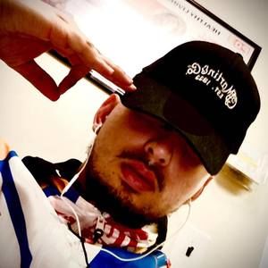 Meet your Posher, Nathaniel